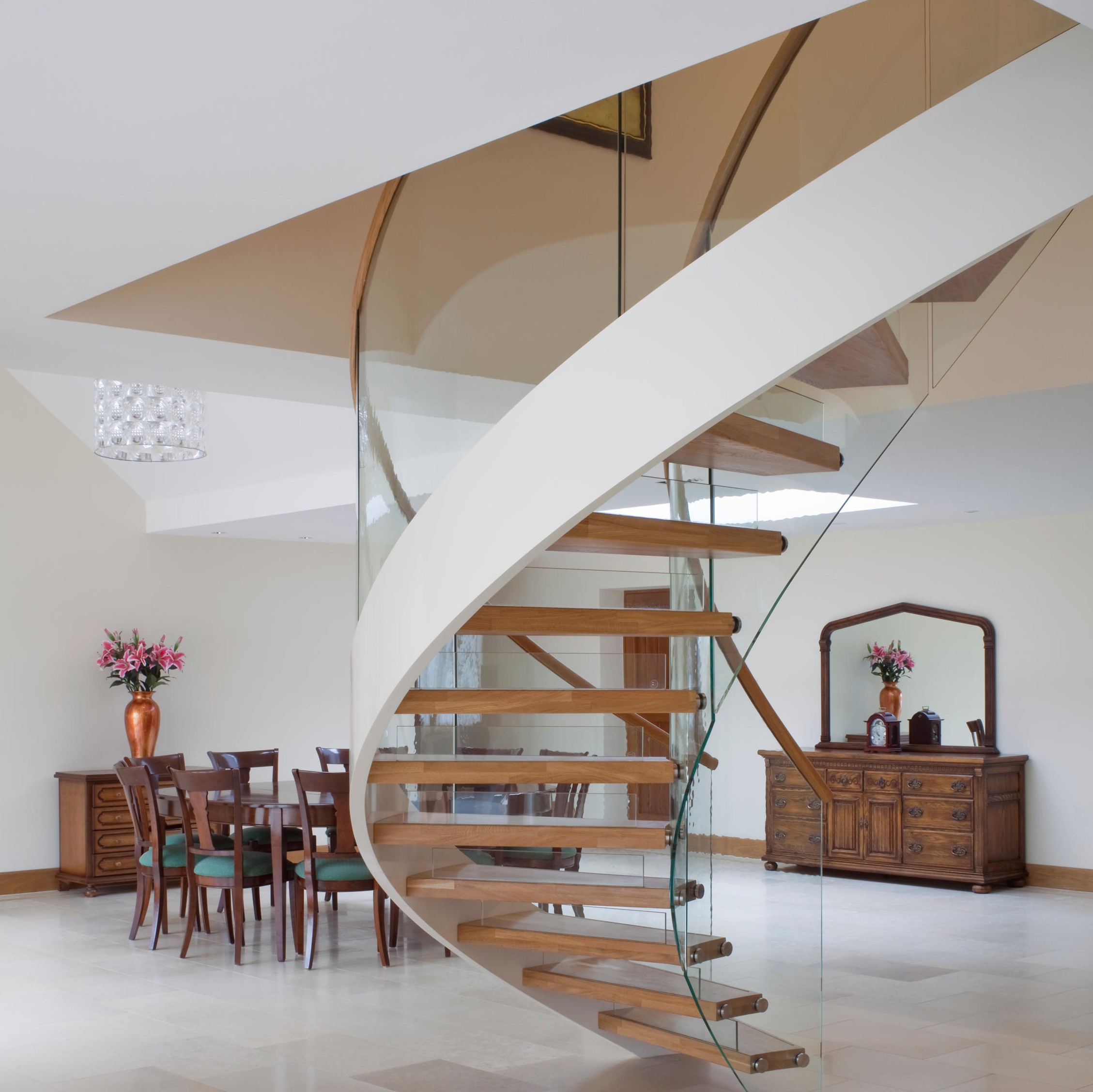 curved glass staircase 3 