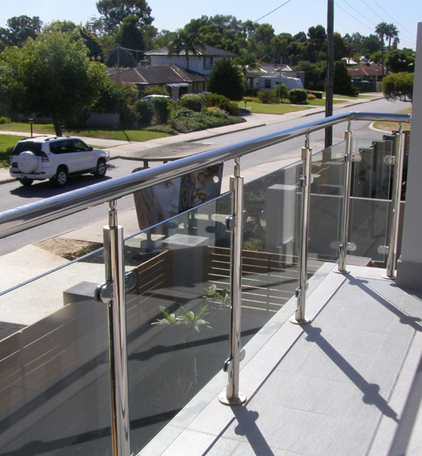 External high quality glass balustrade with American standard(023)