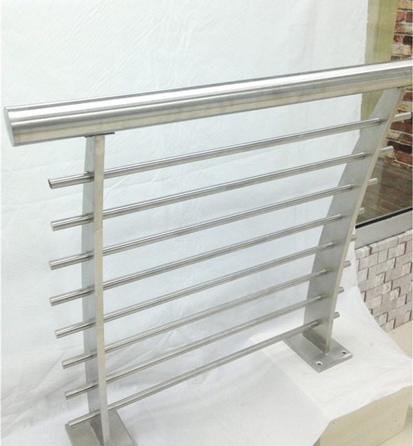floor mounted home railing design with stainless steel cross bar connector(033)